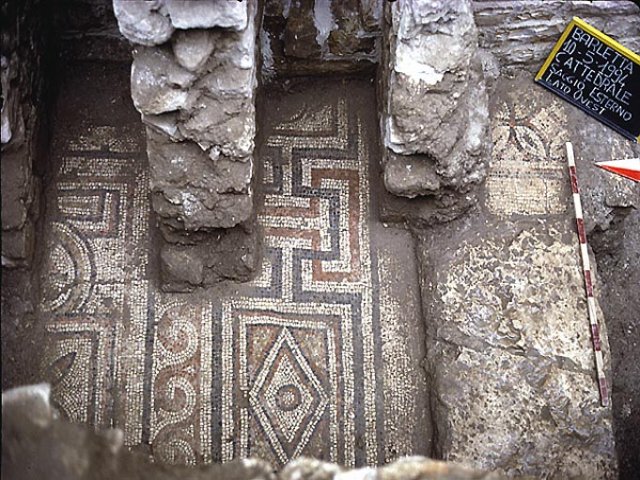 Barletta. Chiesa paleocristiana al di sotto della cattedrale, mosaico pavimentale, particolare