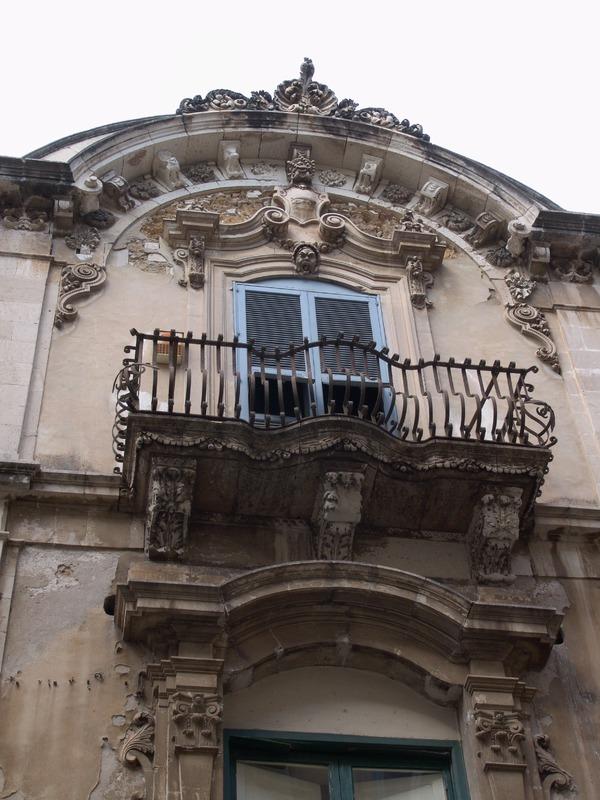 Gabinetto Fotografico Nazionale, Buratta, Fabrizio - Stocchi, Albino, Siracusa - Palazzo Impellizzeri Vianisi, facciata, particolare, 2005, fotografia digitale, DGT004155