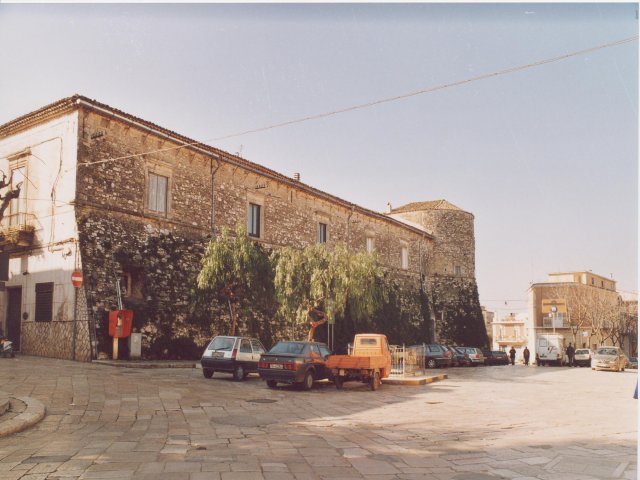 Apricena. Palazzo baronale