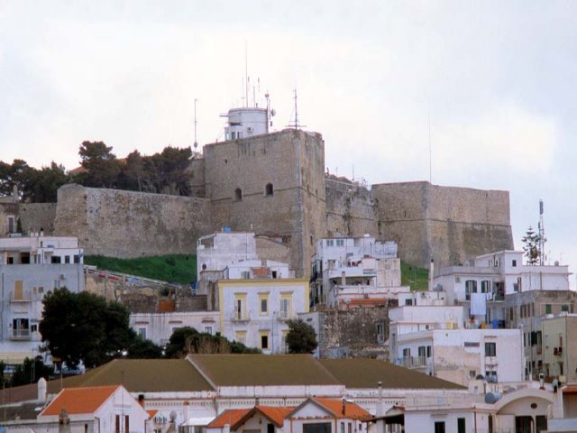 Vieste. Castello, veduta generale esterna