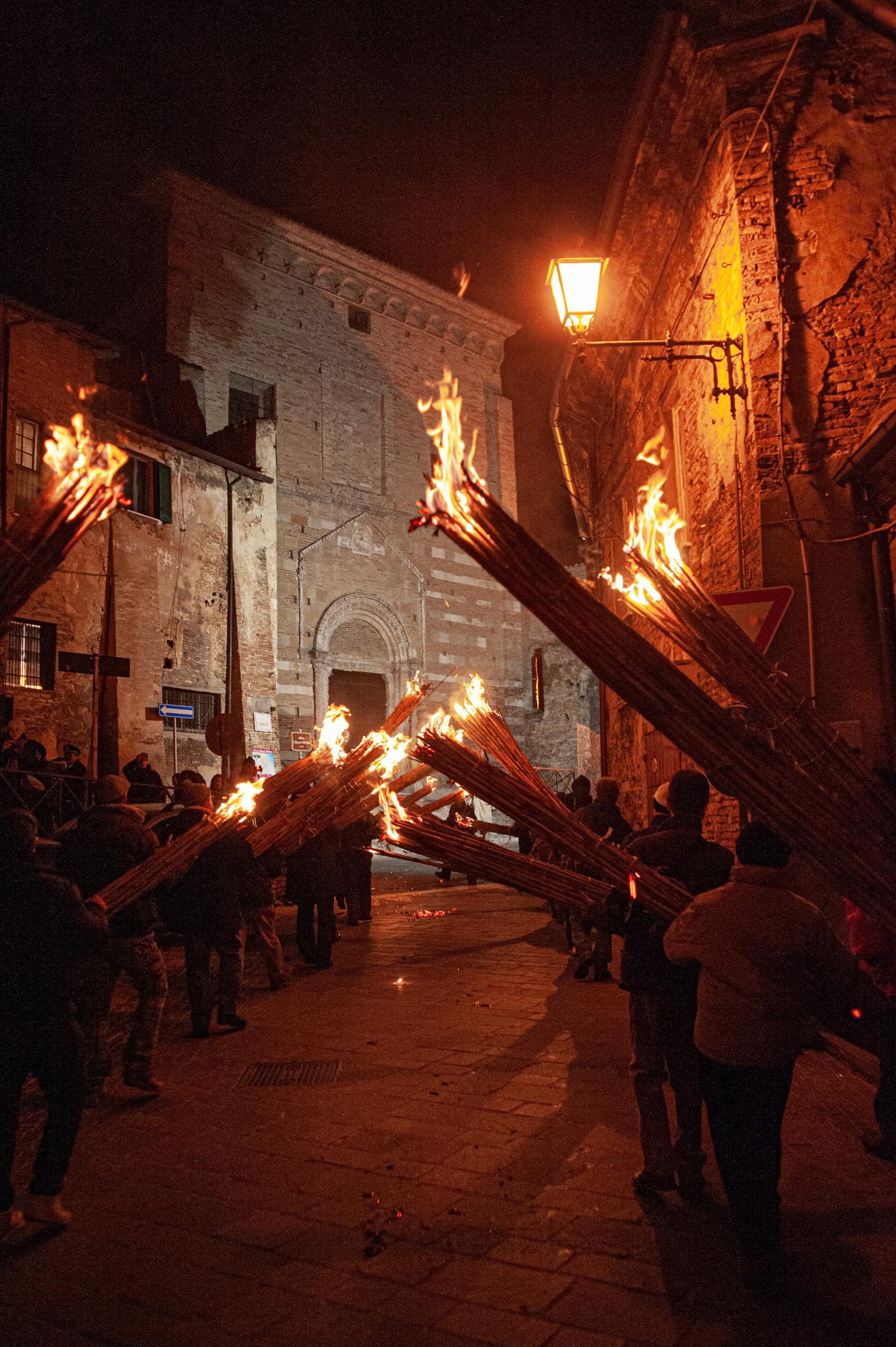 Roberto Monasterio, La processione dei faugni, 2009, fotografia digitale