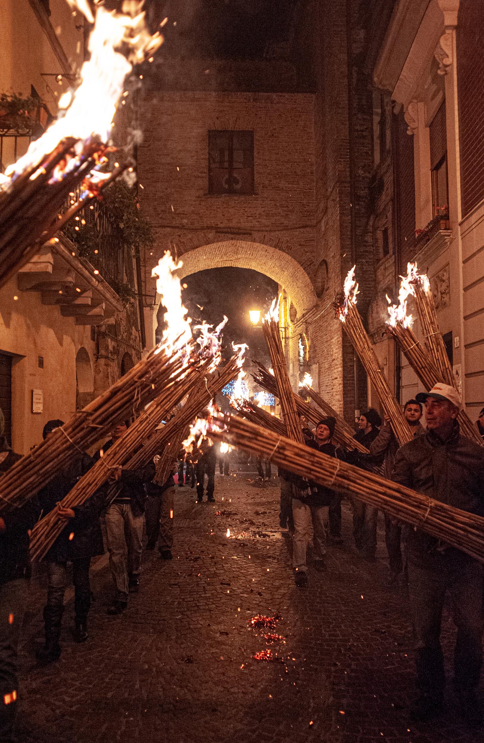 Roberto Monasterio, La processione dei faugni, 2009, fotografia digitale