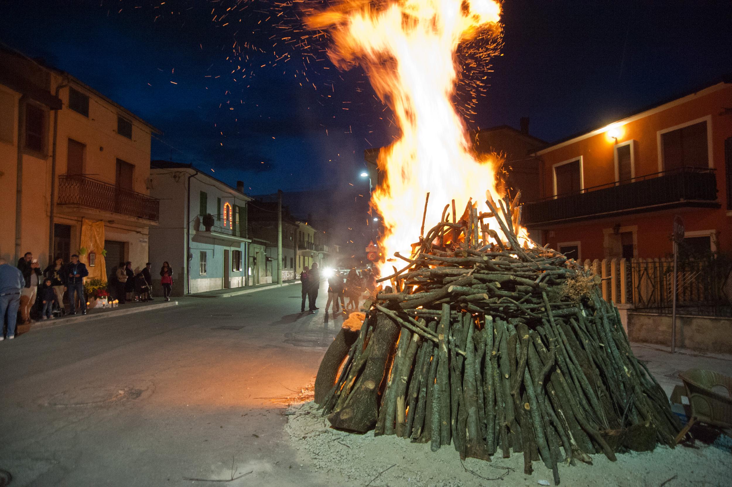 Roberto Monasterio, Focaraccio in località San Nicola, 2015, fotografia digitale