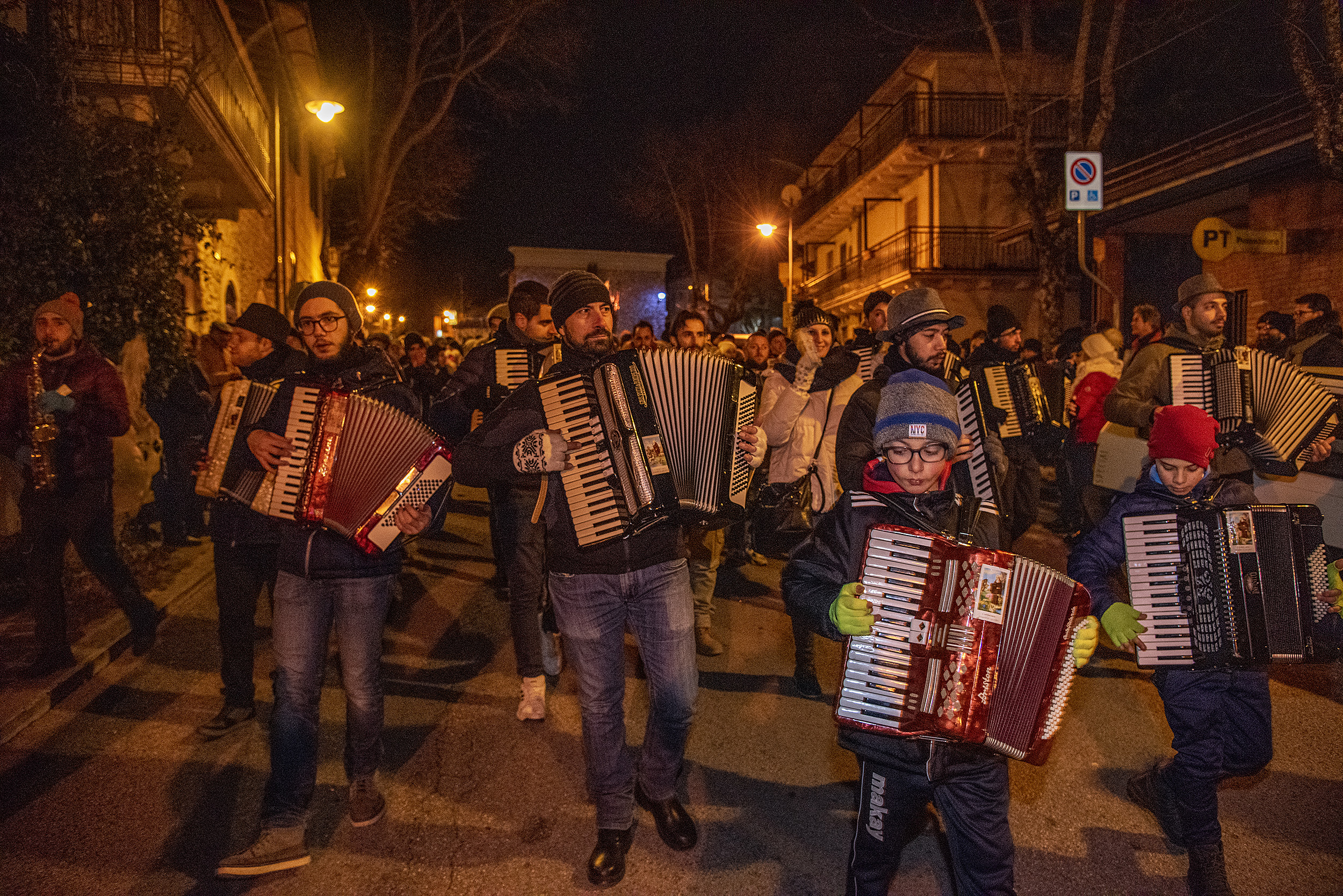 Roberto Monasterio, Corteo di Sant'antonio, 2020, fotografia digitale