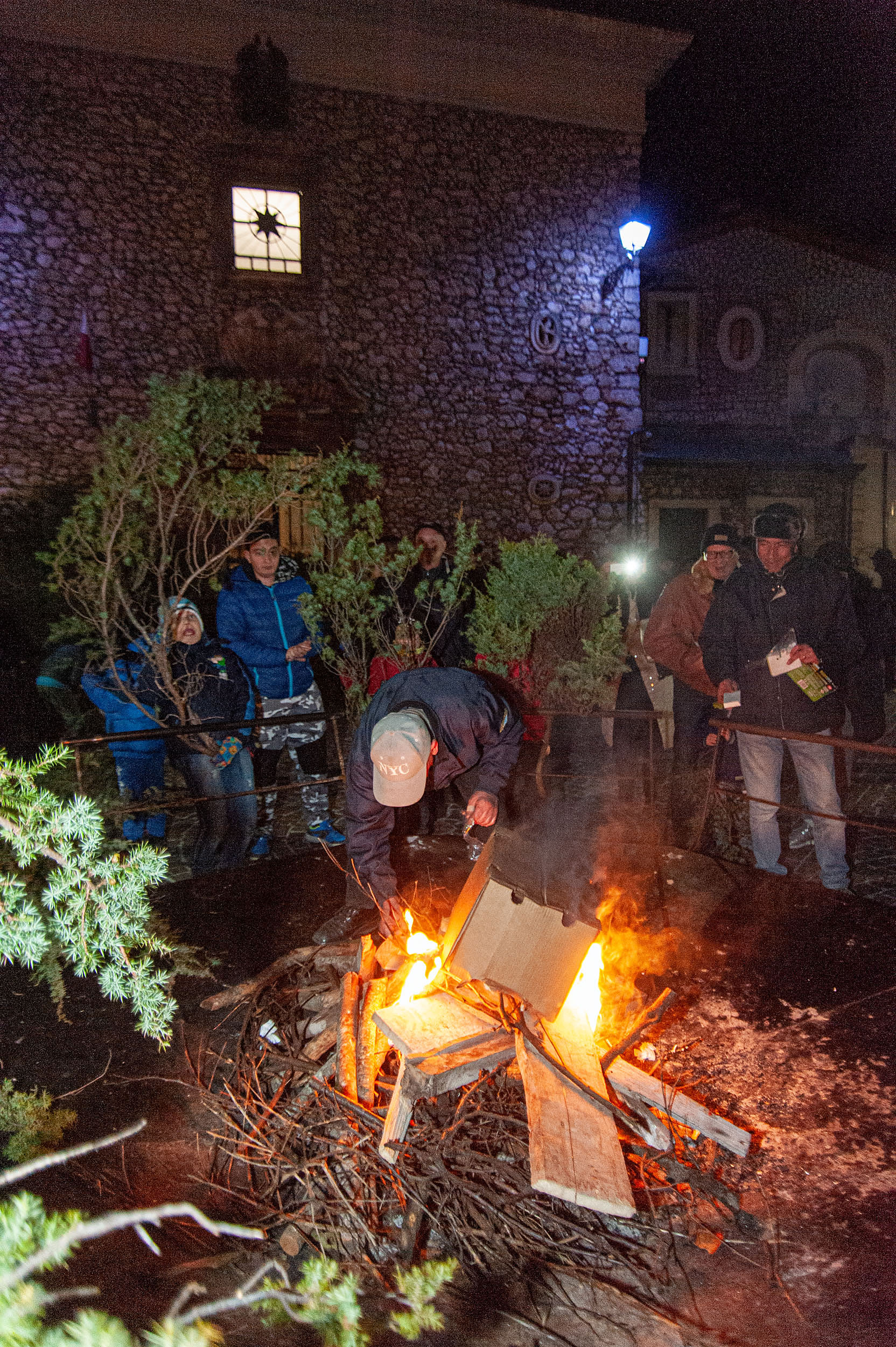 Roberto Monasterio, L’accensione del favore, 2018, fotografia digitale