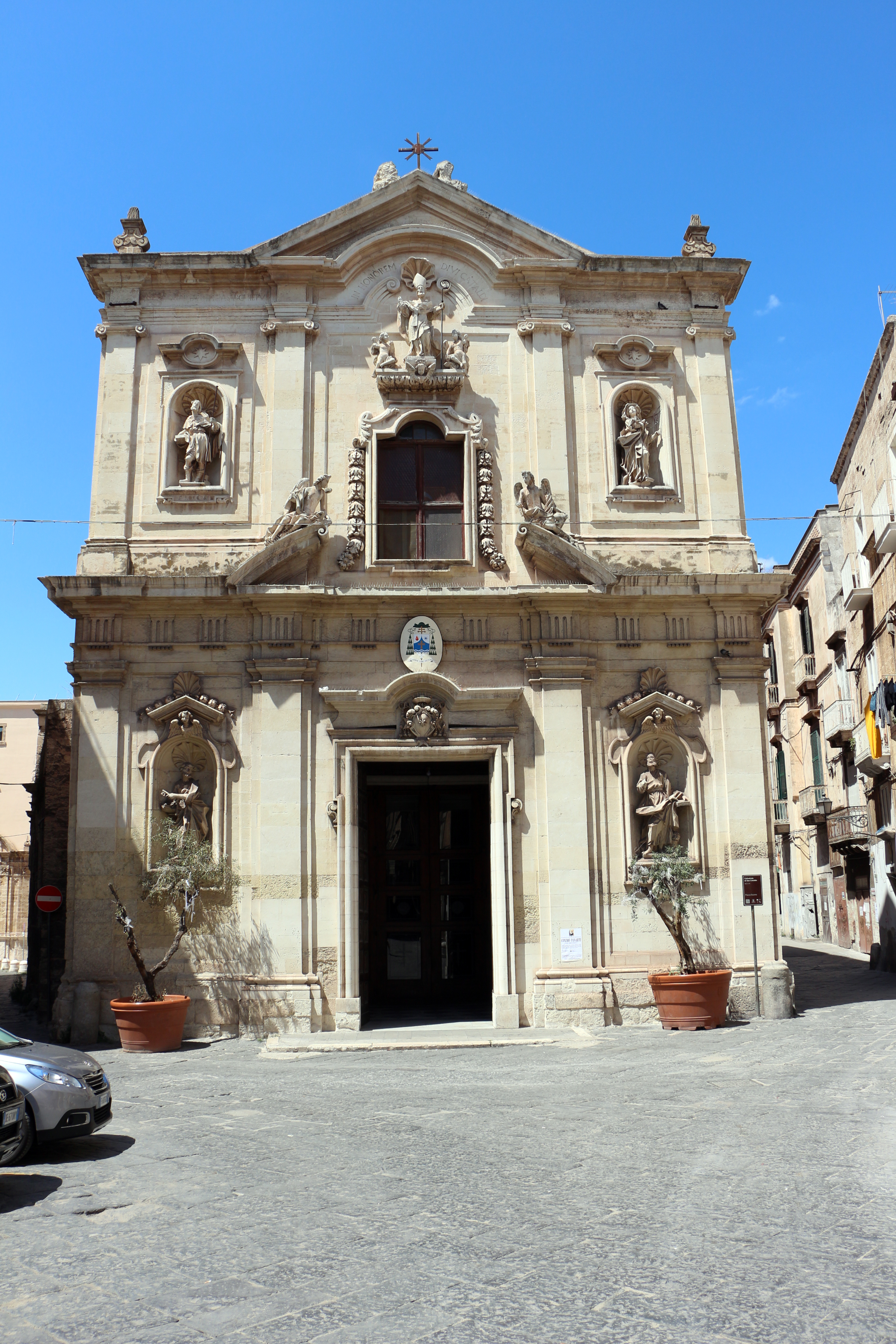 Sailko,  Facciata Duomo di Taranto, 12 agosto 2016