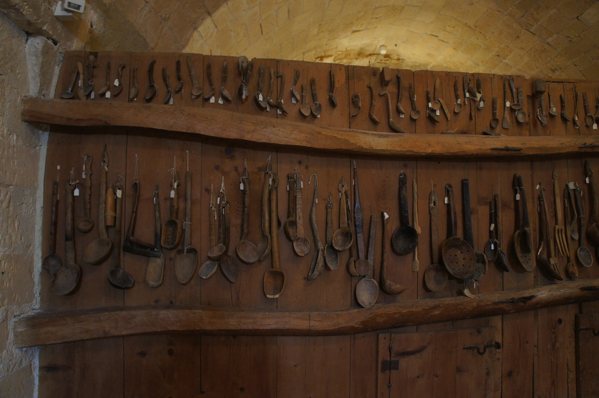 Casa-Museo, maiazzè, parete in legno attigua al granaio, 2022, fotografia digitale