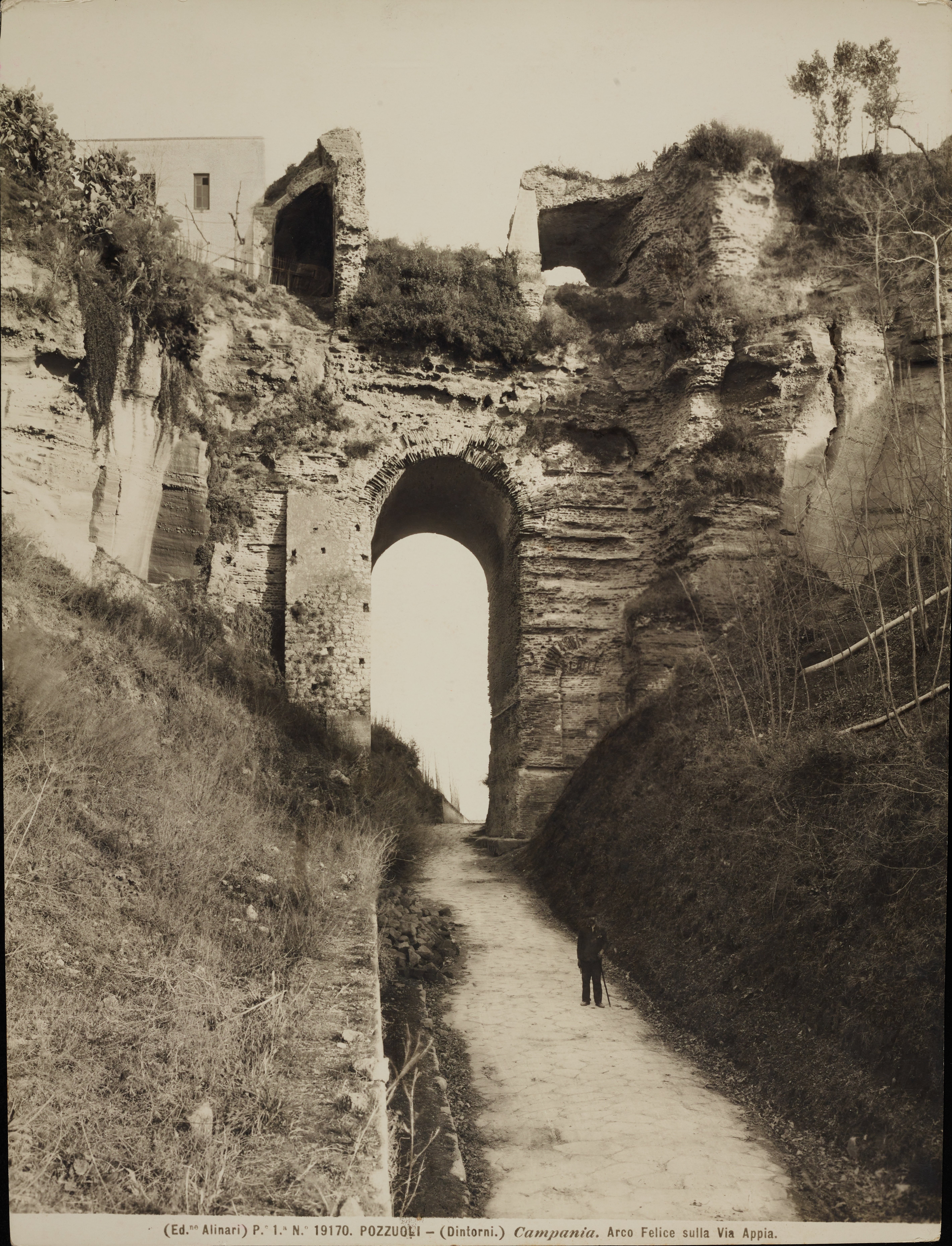 Fratelli Alinari - Firenze, Pozzuoli, Arco Felice - Arco Felice, fronte verso Baia, gelatina ai sali d'argento, MPI6014268