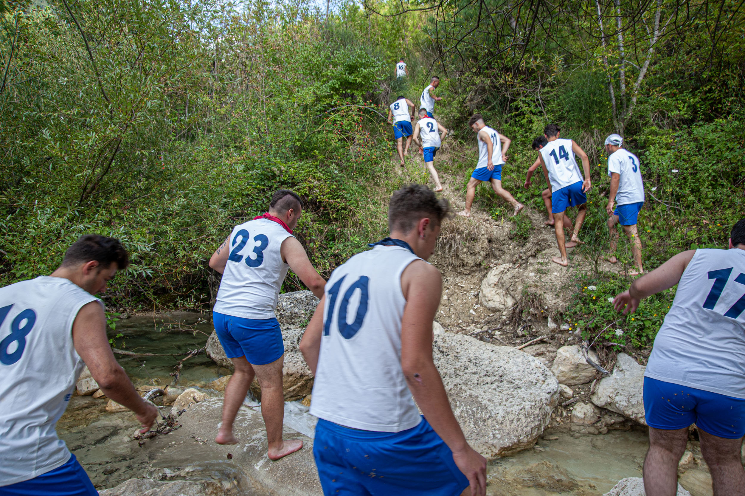 Roberto Monasterio, Pacentro – Salita su Colle Ardinghi, 2016, fotografia digitale