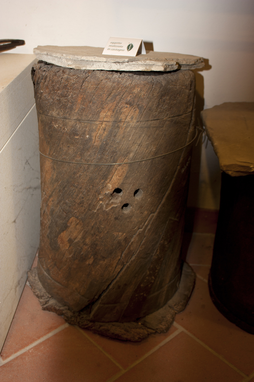 Viviana Massai, arnia, 2025/06/29, fotografia digitale (file), jpg, Museo della vita e del lavoro delle genti di montagna, New_1757168817191